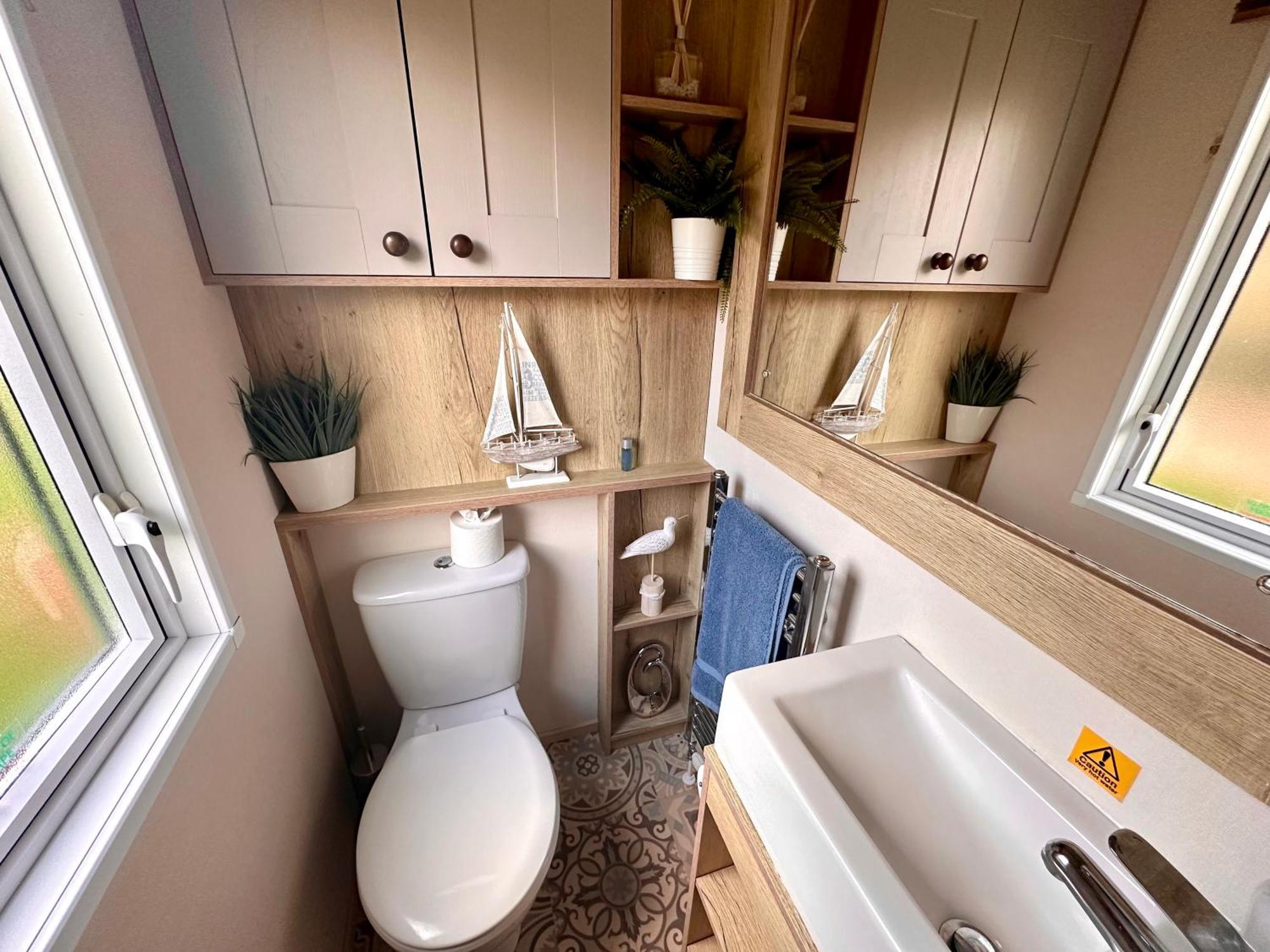 The Boat House, Hot Tub Lodge South Cerney Exteriér fotografie